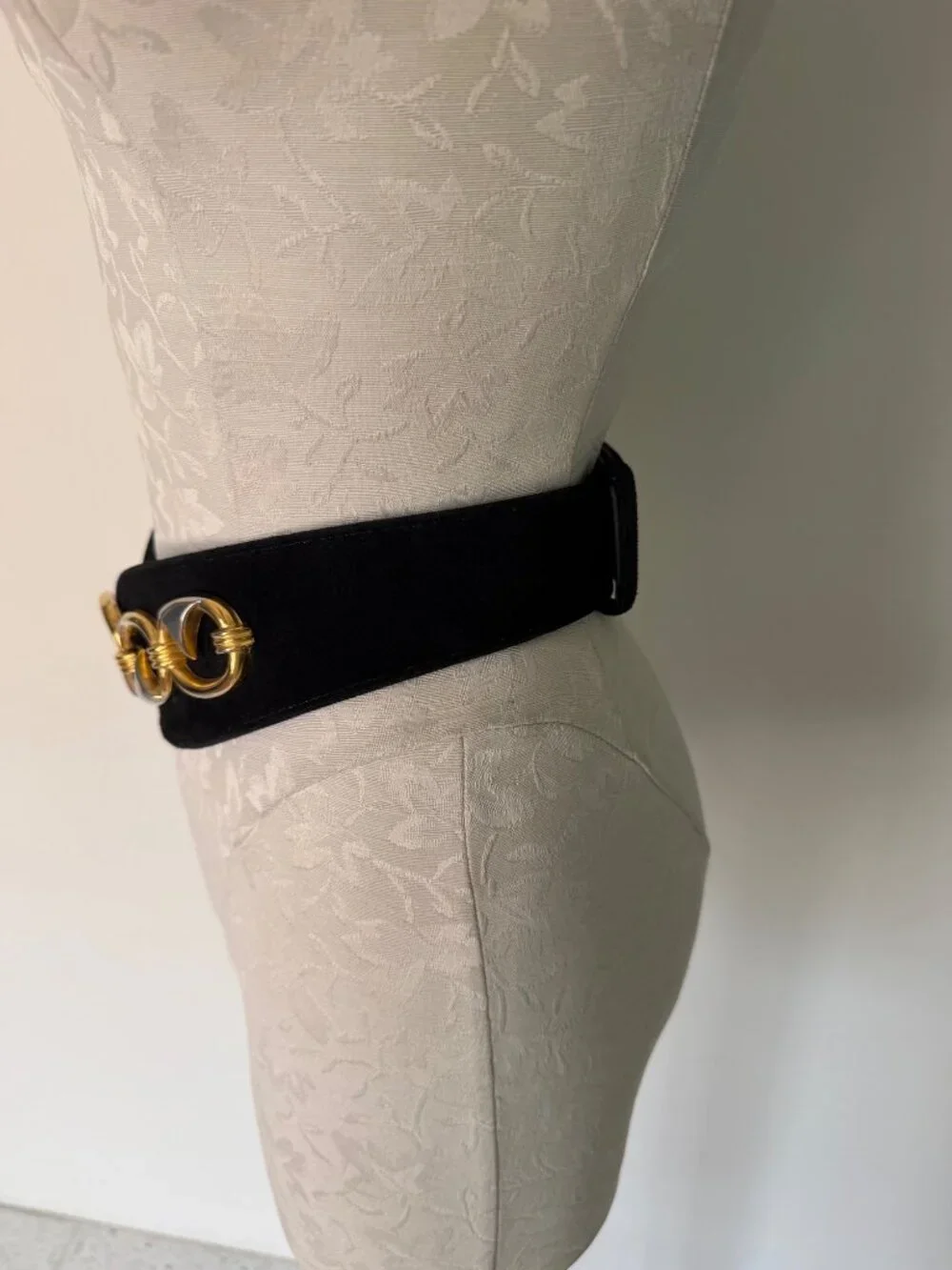 Vintage Womens Suede Two Tone Metal Statement Wide Waist Cinch Belt One Size